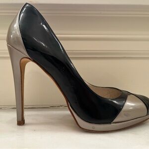Super Sexy and Sturdy Karen Millen Stilettos Size 40 - US 9 - Black & Champagne